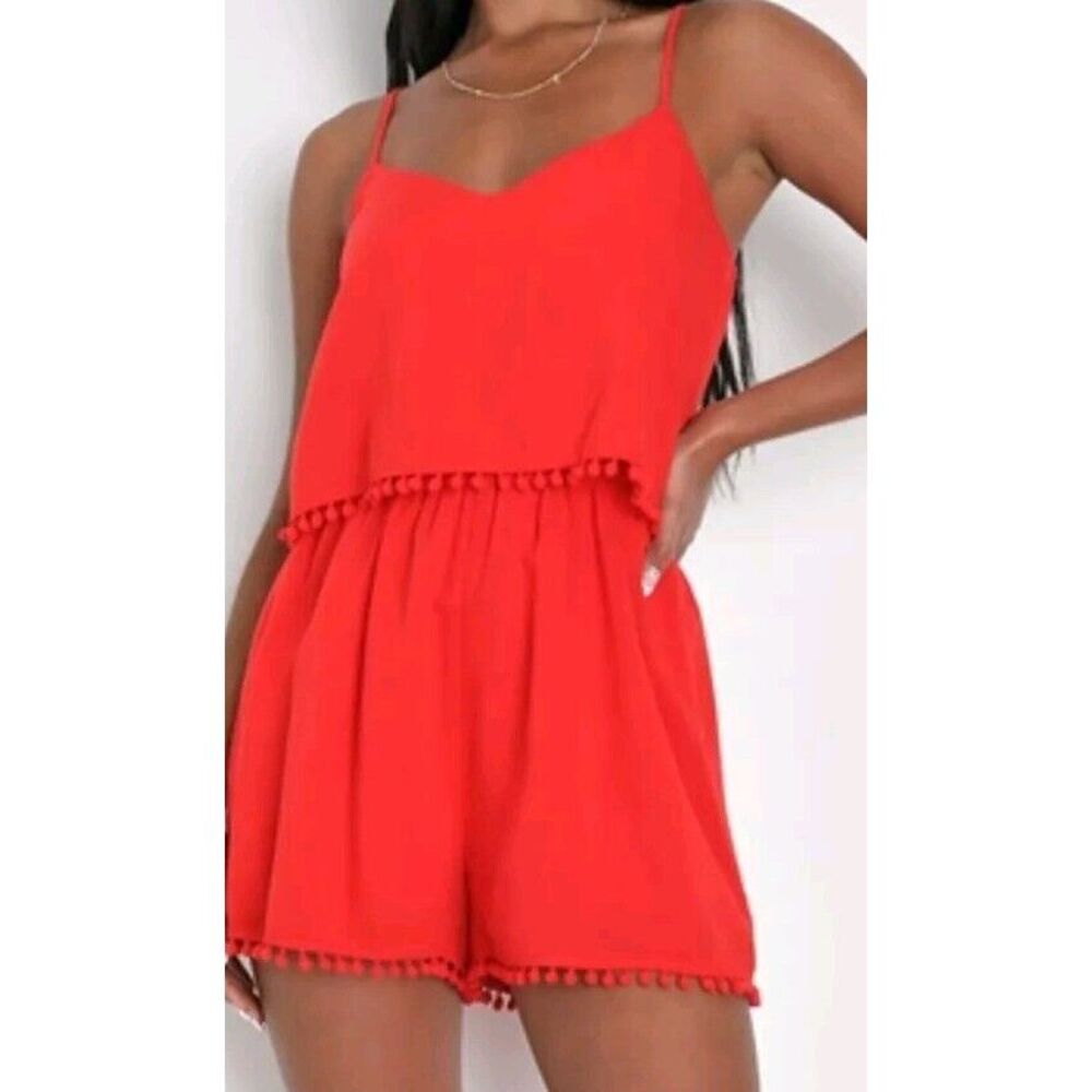 Lulu's In the Know Red Sleeveless Shorts Romper NWT Sz Medium